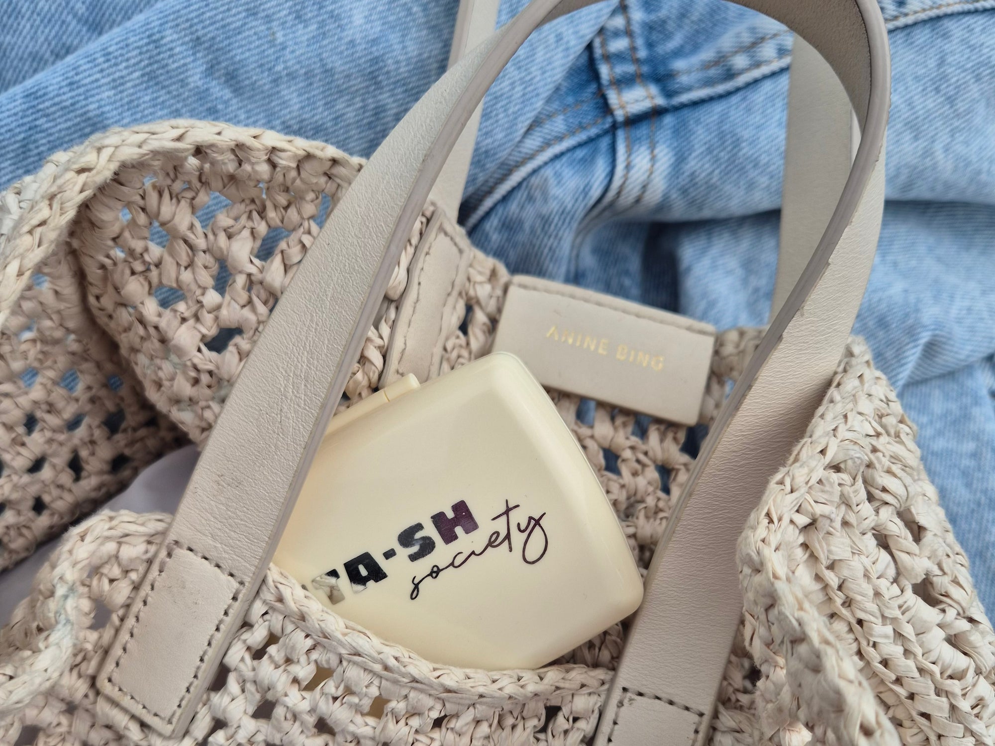 Tampon Case Soft Yellow